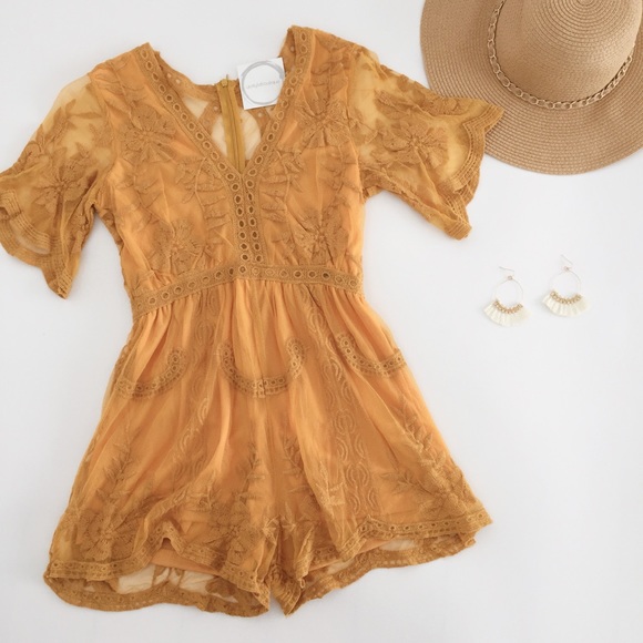 NWT Mustard Lace Romper - Picture 2 of 5